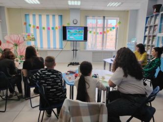 �������-������