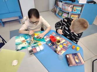 �������-������